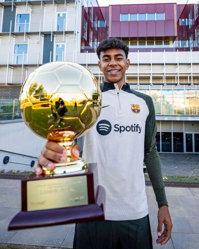 这格局真的打开了的，他能当俱乐部主席是有原因的！...（格局拉满，难怪他能坐上俱乐部主席之位！）