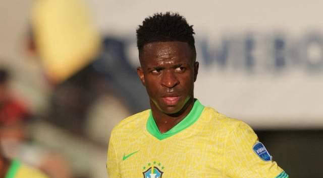 弗里克：孔德场上状态还不错，很高兴能以胜利为今年画上句号（弗里克：孔德发挥不错，很开心用胜利为今年收官）