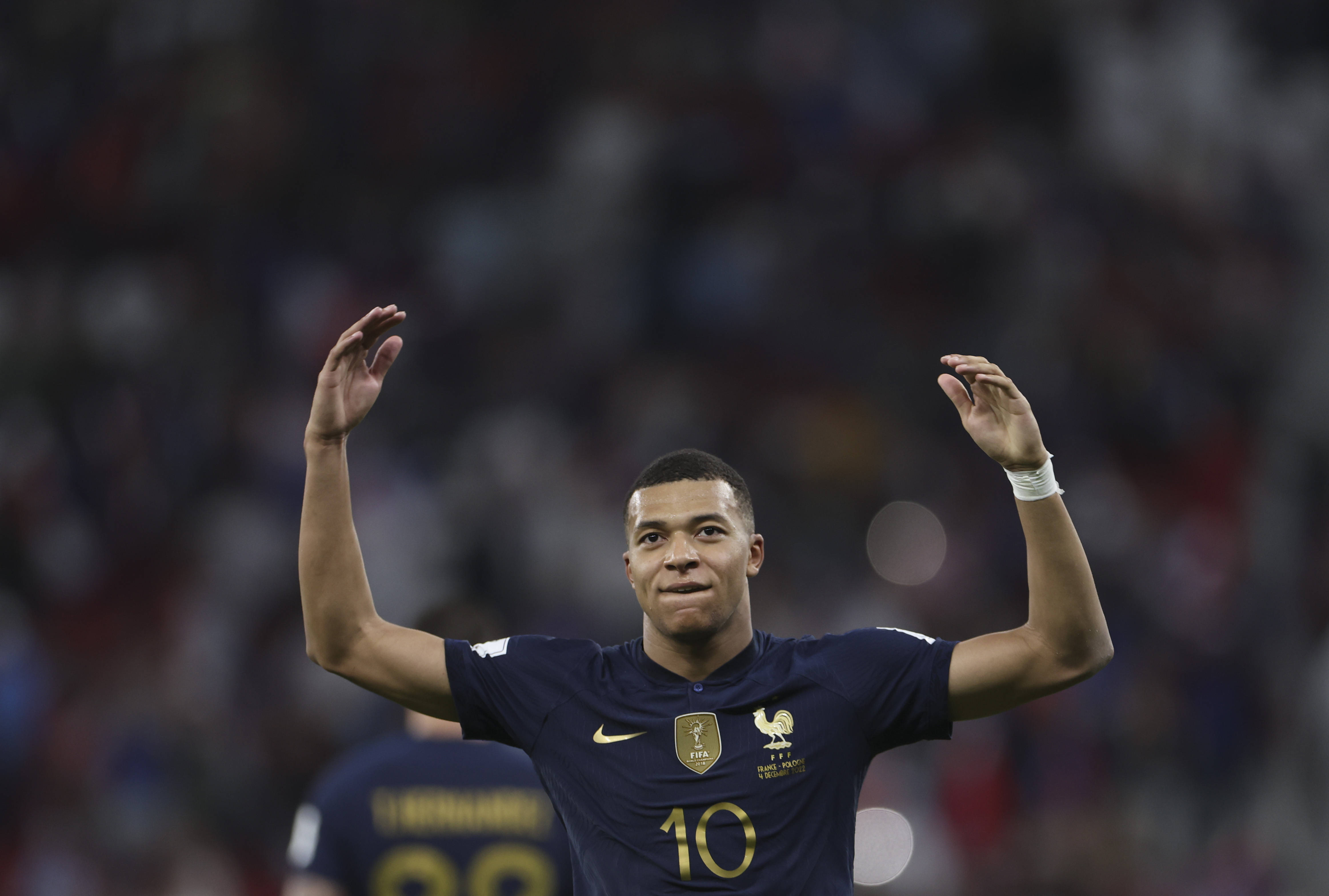 混团世界杯：国乒首败诞生！梁靖崑错失4赛点，不敌法国小勒布伦（混合团体世界杯：国乒遭遇首败，梁靖崑连丢四赛点不敌法国小勒布伦）